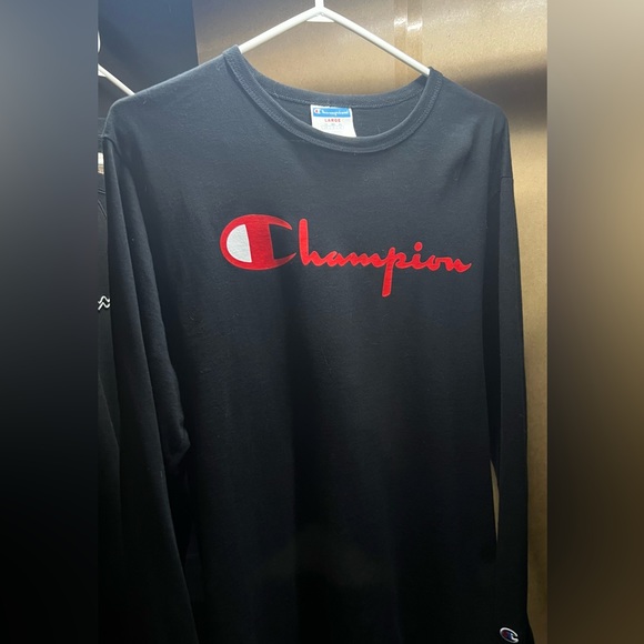 Black and Red Champion long sleeve shirt, men’s large - Picture 1 of 3